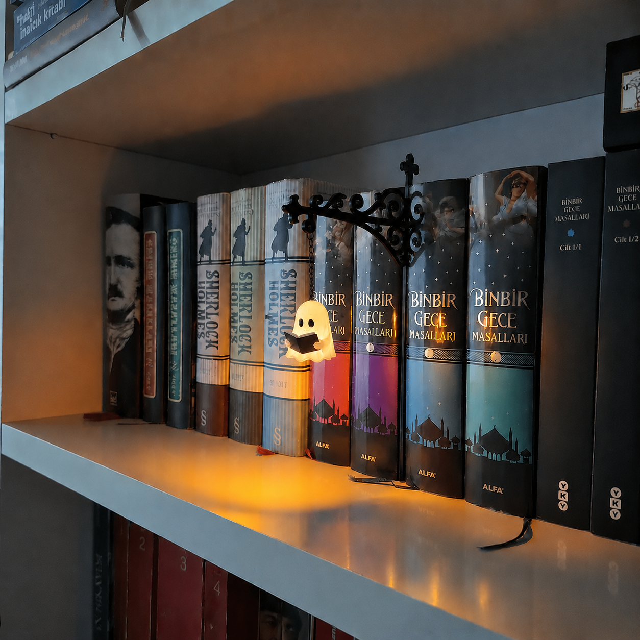 🔥LAST DAY 50% OFF - Library Lantern-Decorative Bookshelf Lighting
